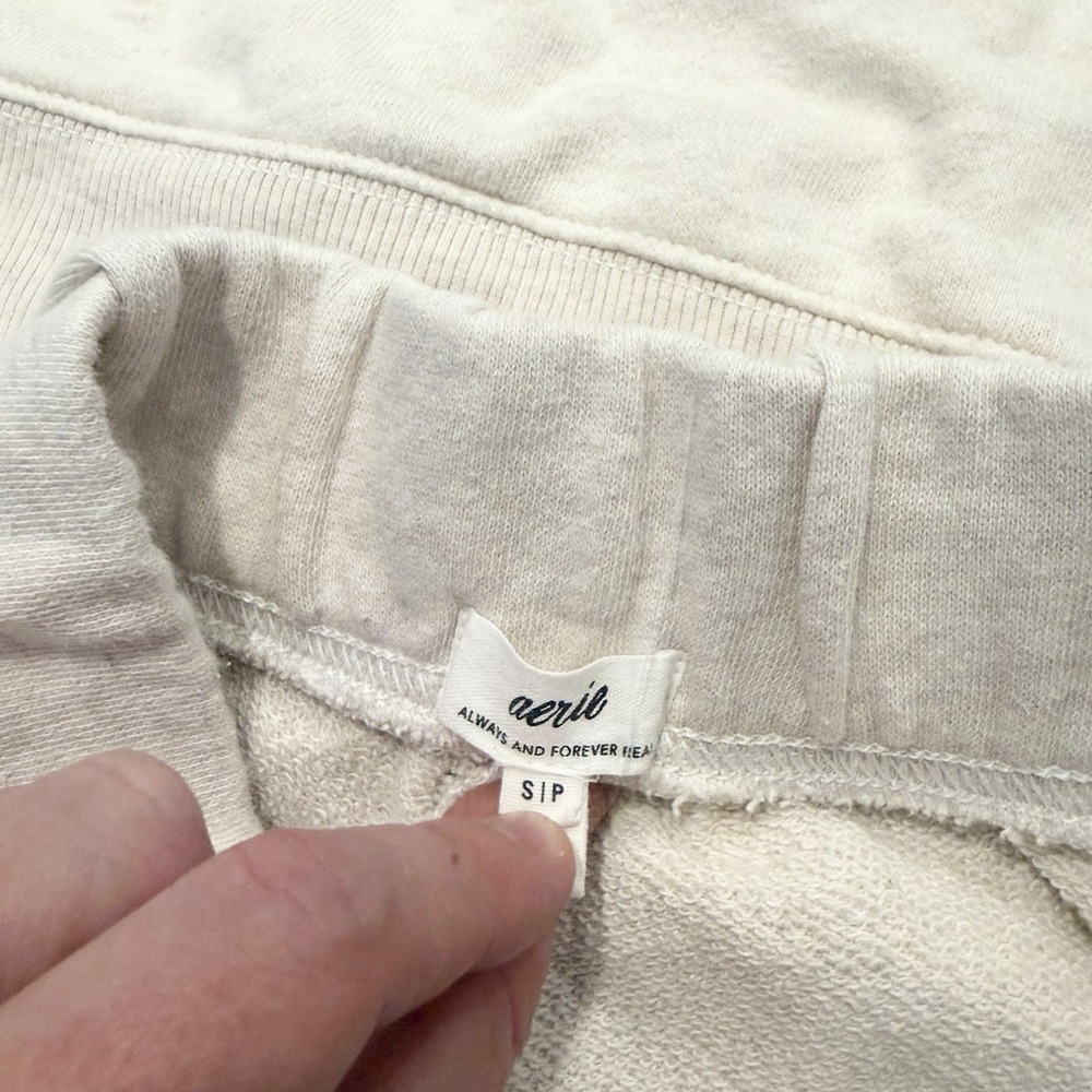Aerie Matching Lounge Set Oversized Sweatshirt Fleece Shorts Beige 2 Piece S - Picture 8 of 8